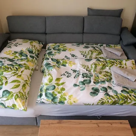 Family Apartment Nova Lesna